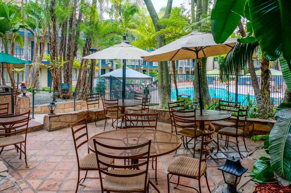Hotel Vanllee Covina