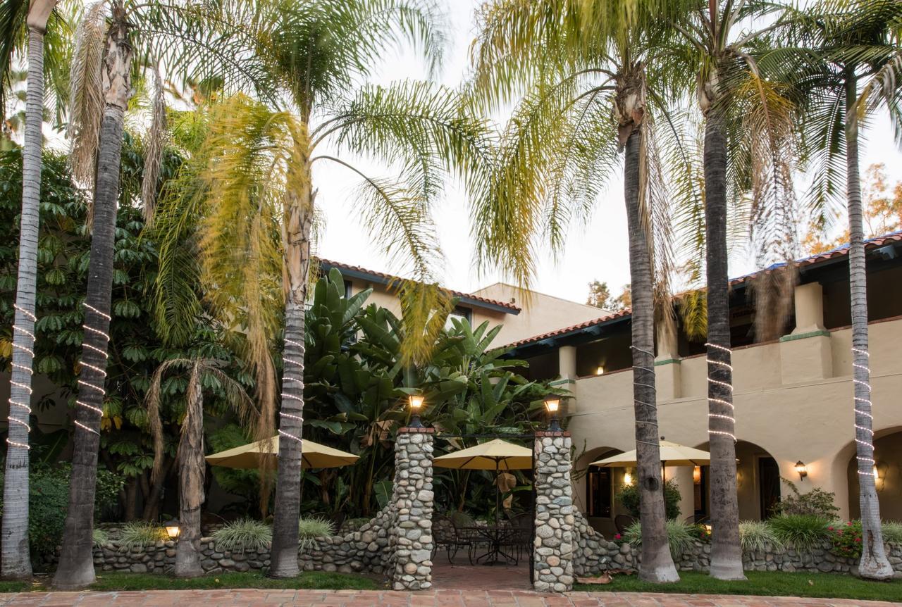 Vanllee Hotel Covina